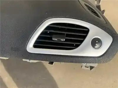 Tweedehands auto-onderdeel dashboard sierlijst voor renault scenic iii (jz) 1.2 grand expression oem iam-referenties 681000060r  