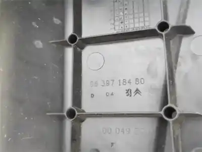 Peça sobressalente para automóvel em segunda mão tampa da bateria por citroen c2 (jm_) 1.1 referências oem iam 6556cy  6556cz