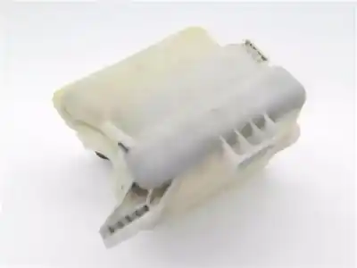 Second-hand car spare part expansion bottle for mazda 5 2.0 oem iam references lfb715351  