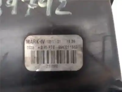 Pezzo di ricambio per auto di seconda mano termostato per peugeot 307 break / sw (s1) 2.0 hdi 90 riferimenti oem iam 964321880  0038