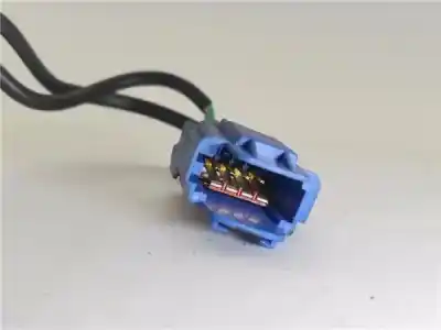 Peça sobressalente para automóvel em segunda mão chicote / encaixe cinto segurança dianteiro esquerdo por citroen c3 i (fc_, fn_) 1.4 i referências oem iam 9640676877  trw33022955