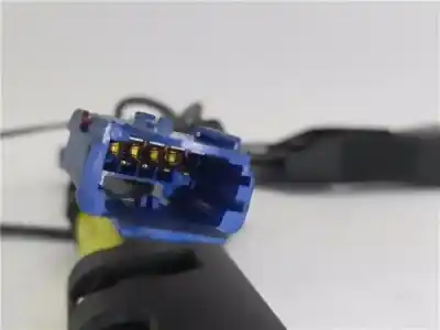 Peça sobressalente para automóvel em segunda mão chicote / encaixe cinto segurança dianteiro esquerdo por citroen c3 i (fc_, fn_) 1.4 i referências oem iam 9640676877  trw33022955