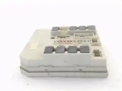 Second-hand car spare part fuse box unit for renault clio iii 1.5 dci diesel cat oem iam references 674660  