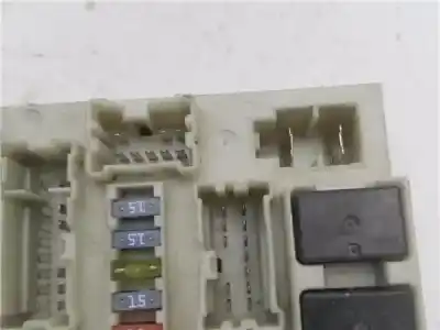 Second-hand car spare part fuse box unit for renault clio iii 1.5 dci diesel cat oem iam references 674660  