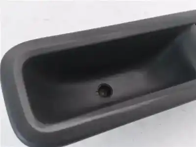 Second-hand car spare part left front power window switch for renault clio iii 1.5 dci diesel cat oem iam references 8200356513  