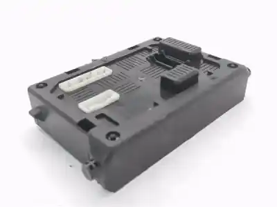 Second-hand car spare part comfort module for renault clio iii 1.5 dci diesel cat oem iam references 8200652285  281181253a