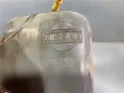 Peça sobressalente para automóvel em segunda mão VASO DE EXPANSÃO por NISSAN TERRANO I (WD21) 2.7 TD 4WD Referências OEM IAM 2171001G02  