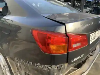 Second-hand car spare part left tailgate light for lexus is ii (_xe2_) 220 d (ale20) oem iam references 8156153161  8156153162