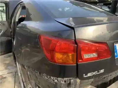 Second-hand car spare part left tailgate light for lexus is ii (_xe2_) 220 d (ale20) oem iam references 8156153161  8156153162