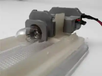 Peça sobressalente para automóvel em segunda mão luz interior dianteira por toyota corolla (e21) híbrido hybrid active referências oem iam 81340f4010  