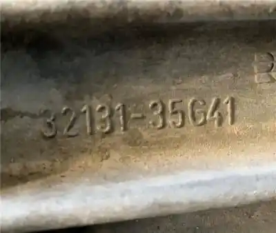 Peça sobressalente para automóvel em segunda mão caixa de velocidades por nissan terrano ii (r20) 2.7 td 4wd referências oem iam 3213135g41