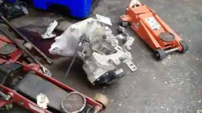 Second-hand car spare part gearbox for opel corsa d selective oem iam references 2uw429