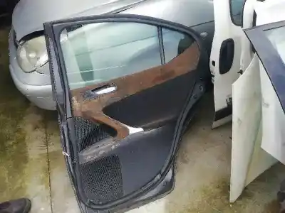 Pièce détachée automobile d'occasion PORTE ARRIERE DROITE pour TOYOTA LEXUS IS 200 (DS2/IS2)  Références OEM IAM 6700353041  