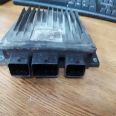 Peça sobressalente para automóvel em segunda mão centralina de motor uce por renault clio ii fase ii (b/cb0) base authentique 65 cv / 48 kw referências oem iam 0018042gvg