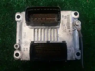 Pezzo di ricambio per auto di seconda mano CENTRALINA MOTORE per OPEL AGILA  Riferimenti OEM IAM 0261207964  
