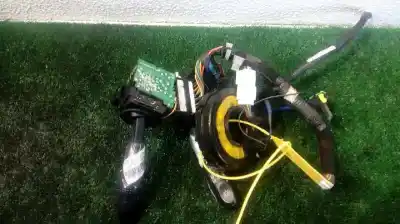 Pezzo di ricambio per auto di seconda mano comando pulito per kia rio 1.5 crdi ex2 riferimenti oem iam 75733a  