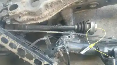 Peça sobressalente para automóvel em segunda mão transmissão traseira esquerda por bmw serie 1 berlina (e81/e87) 118d referências oem iam 