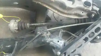 Peça sobressalente para automóvel em segunda mão transmissão traseira direita por bmw serie 1 berlina (e81/e87) 118d referências oem iam 