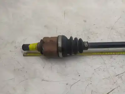 Автозапчастина б/у передня права трансмісія для opel corsa c essentia посилання на oem iam   