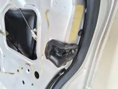 Peça sobressalente para automóvel em segunda mão fechadura da porta dianteira direita por audi a4 berlina (8e) 2.0 tdi 16v (103kw) referências oem iam 8e2837016aa