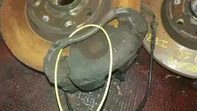 Автозапчастина б/у передній правий гальмівний супорт для opel corsa c essentia посилання на oem iam 