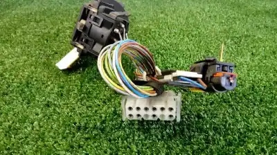 Second-hand car spare part indicator switch for bmw serie 3 compacto (e36) 318tds oem iam references   