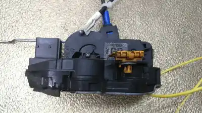 Second-hand car spare part front right door lock for opel astra j sedán 1.7 cdti (69) oem iam references 13579566  3023880