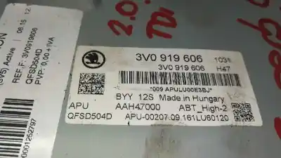 Second-hand car spare part multifunction display for skoda superb combi (3v5) active oem iam references 3v0919606  qfsd504d