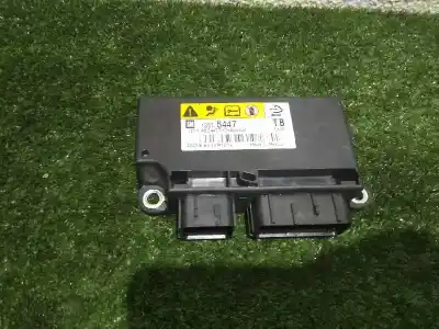 Автозапчасти б/у блок управления подушками безопасности за opel insignia a sedán (g09) 2.0 cdti (69) ссылки oem iam 13575447  404376