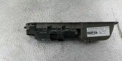 Peça sobressalente para automóvel em segunda mão BOTÃO / INTERRUPTOR ELEVADOR VIDRO DIANTEIRO ESQUERDO por VOLVO S40 BERLINA  Referências OEM IAM 30638695  19206