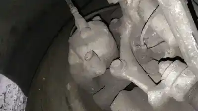 Peça sobressalente para automóvel em segunda mão pinça de travão dianteira esquerda por bmw serie 5 touring (e39) 520i exclusive referências oem iam 6022296