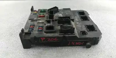 Peça sobressalente para automóvel em segunda mão CAIXA DE FUSÍVEIS E RELÉS por PEUGEOT 206 BERLINA  Referências OEM IAM 9649627880  S118085220A