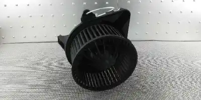 Pezzo di ricambio per auto di seconda mano motore di riscaldamento per lancia ypsilon (101) 1.3 multijet 16v platino (66kw) (10.2006->) riferimenti oem iam c2770620172  