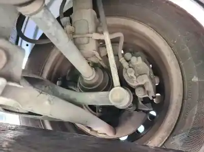 Pezzo di ricambio per auto di seconda mano SNODO ANTERIORE SINISTRO per TOYOTA YARIS (NCP1/NLP1/SCP1)  Riferimenti OEM IAM   