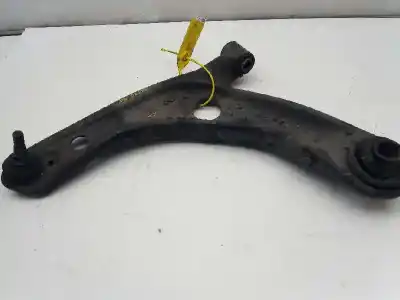 Автозапчастина б/у передній лівий нижний рычаг підвіски для toyota yaris (ncp1/nlp1/scp1) 1.4 d-4d linea luna посилання на oem iam 4806959035