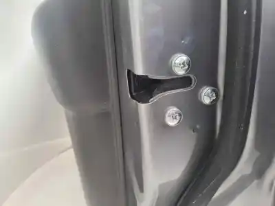 Peça sobressalente para automóvel em segunda mão fechadura da porta dianteira direita por chevrolet aveo ls referências oem iam 96272639