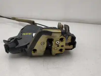 Second-hand car spare part front right door lock for toyota corolla (_e12_) 1.4 d (nde120_) oem iam references 6903012460