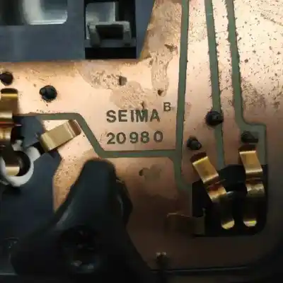 Second-hand car spare part left tailgate light for renault 25 (b29) ti oem iam references 20980