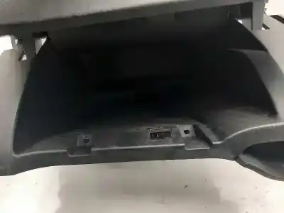 Автозапчастина б/у бардачок для renault kangoo expression посилання на oem iam 8200451645