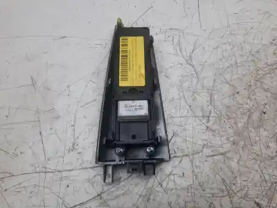 Peça sobressalente para automóvel em segunda mão botão / interruptor elevador vidro dianteiro esquerdo por toyota corolla (e12) 2.0 d-4d linea luna berlina referências oem iam 848020225180