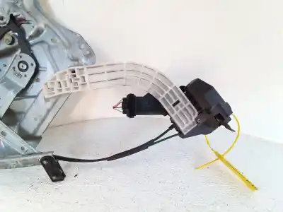 Автозапчастина б/у замок заднього правого дверя для kia magentis active посилання на oem iam 814202g010  