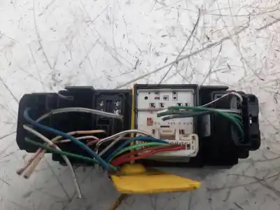 Peça sobressalente para automóvel em segunda mão comutador de espelhos retrovisores por toyota corolla (e12) 2.0 d-4d linea luna berlina referências oem iam 183574