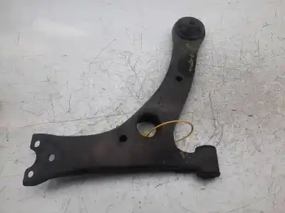 Автозапчасти б/у ПЕРЕДНИЙ ПРАВЫЙ НИЖНИЙ РЫЧАГ ПОДВЕСКИ за TOYOTA COROLLA (E12)  ссылки OEM IAM 4806813010  