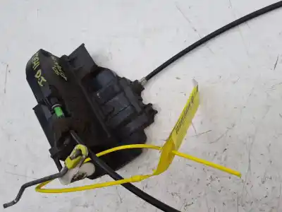 Second-hand car spare part left front door lock for nissan micra (k12e) acenta oem iam references 4904c