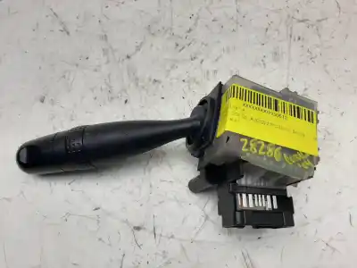 Peça sobressalente para automóvel em segunda mão comutador de limpa vidros por toyota corolla (e12) 2.0 d-4d sol berlina referências oem iam 173647