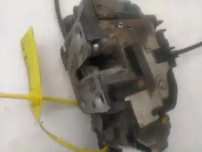 Second-hand car spare part left front door lock for renault clio iii dynamique oem iam references   