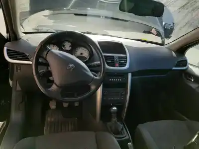 Peça sobressalente para automóvel em segunda mão elevador de vidros dianteiro direito por peugeot 207 xs pack referências oem iam 9681181880