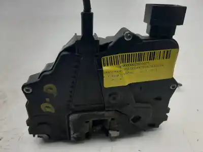 Автозапчастина б/у замок передній праві двері для opel corsa d selective посилання на oem iam 13258274