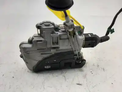 Second-hand car spare part left front door lock for audi a4 berlina (8e) 2.0 tdi oem iam references 8e1837015
