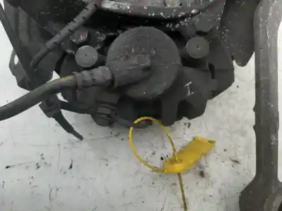 Peça sobressalente para automóvel em segunda mão pinça de travão dianteira esquerda por bmw serie 1 berlina (e81/e87) 120d referências oem iam 34116774682